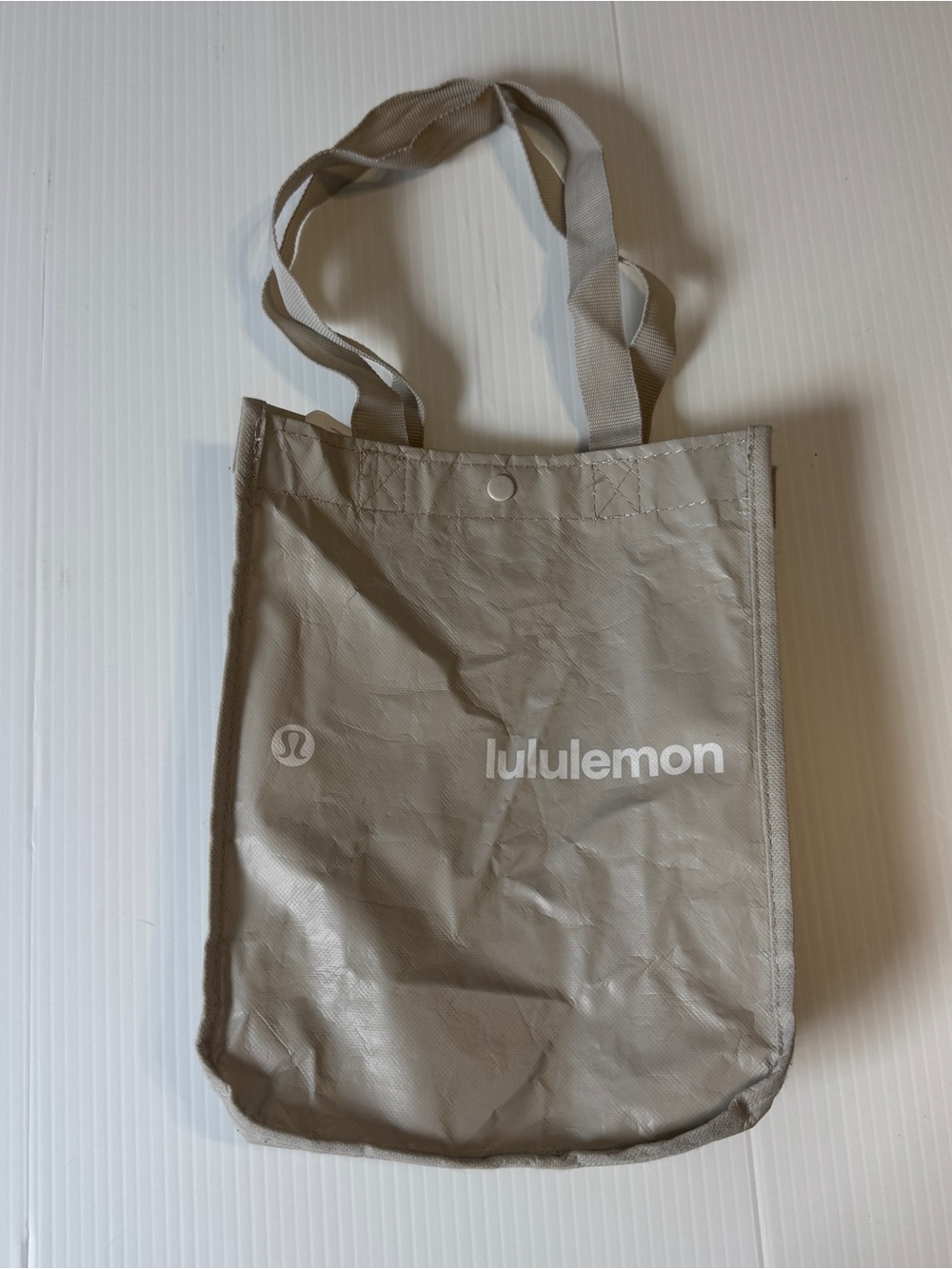 Lululemon Beige Reusable Shopping Tote Bag Mini Gym Lunch Everyday Carry